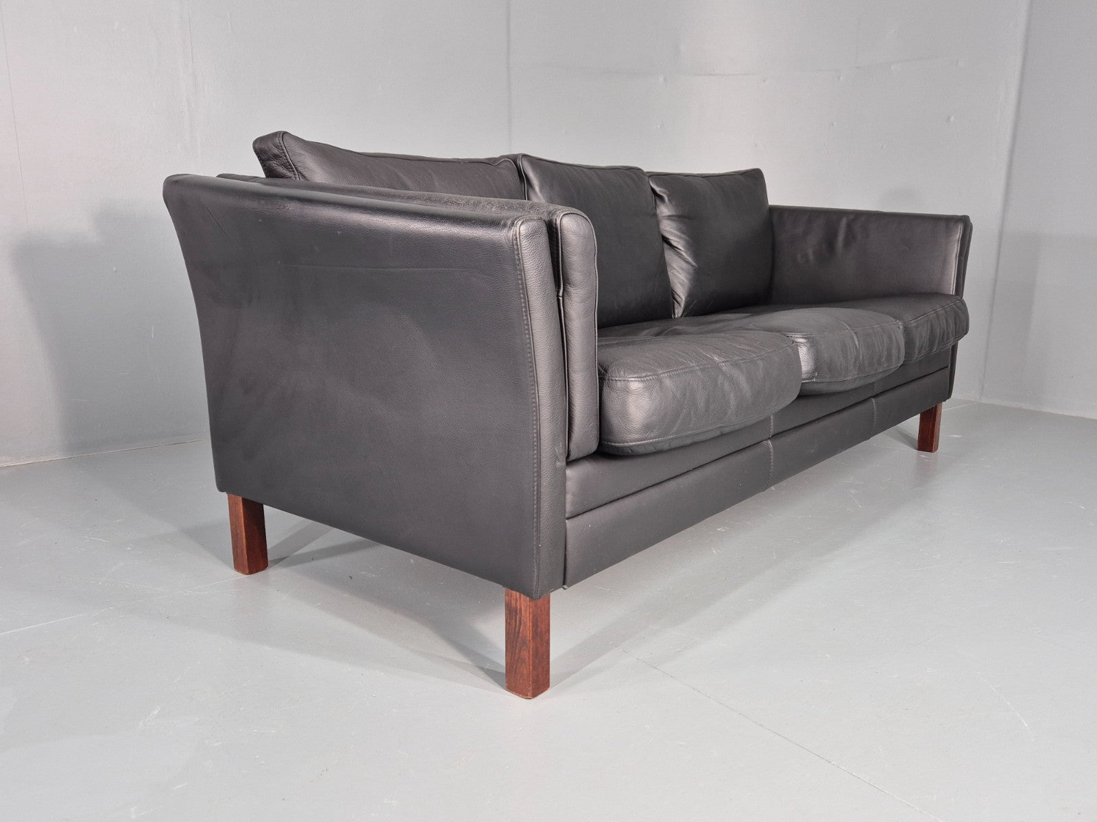 Vintage 3 Seat Sofa Danish Black Leather Mid Century Retro Design EB10481 M3SS11