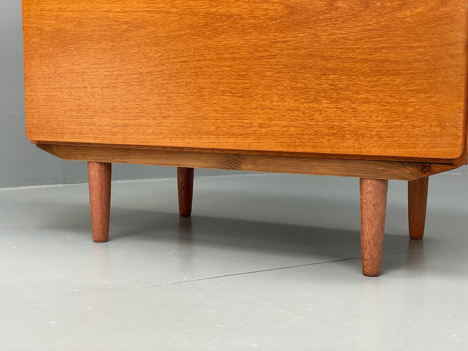 Vintage Teak Media Unit Drop Door Cabinet By Beaver & Tapley EB9743 MWOO - UKDK FURNITURE