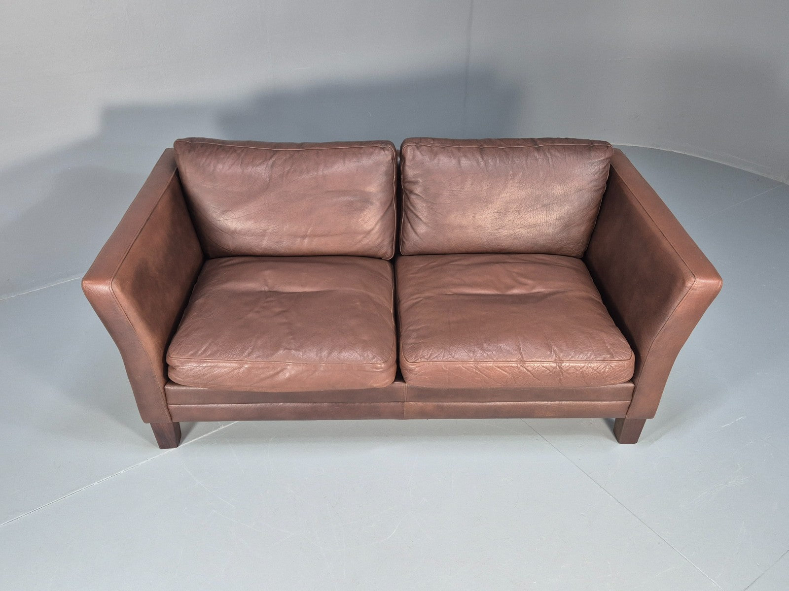 Vintage Danish Two Seater Settee in Brown Leather 1970s Danish Retro EB8351 M2SS4