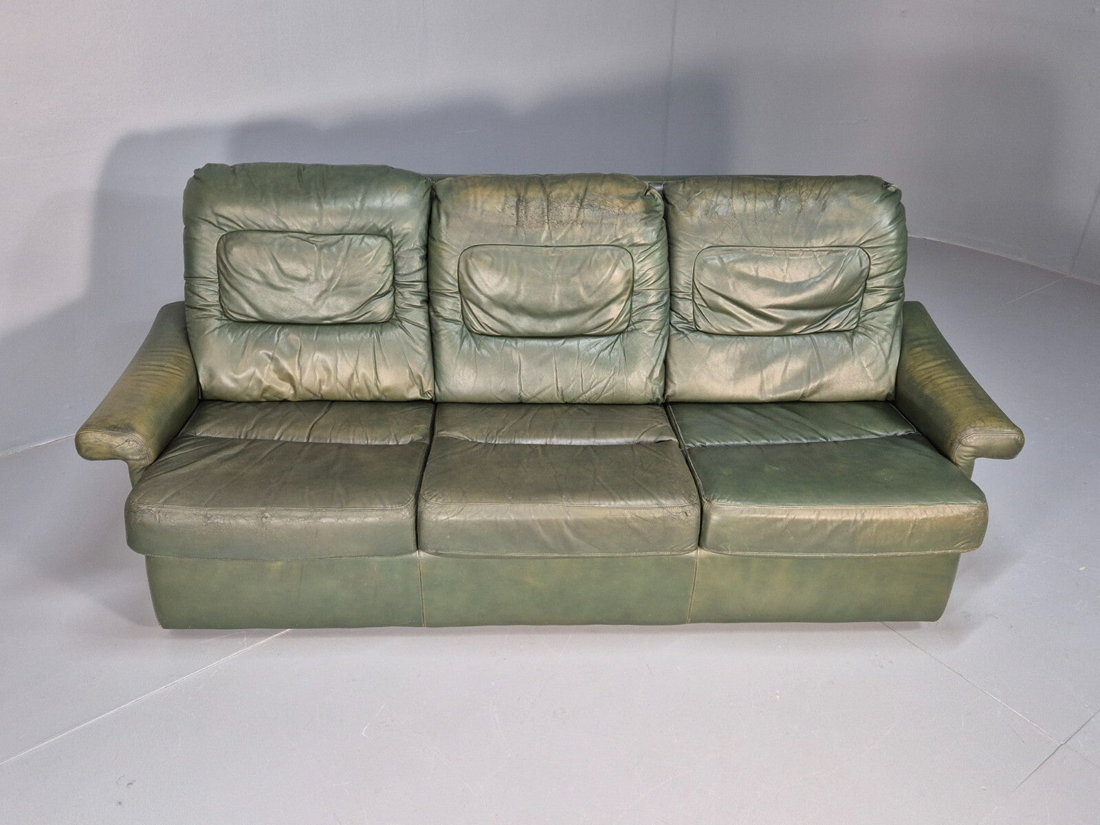 Vintage Green Leather Sofa 1970s Harrods Retro MCM EB9475 M3SS - UKDK FURNITURE