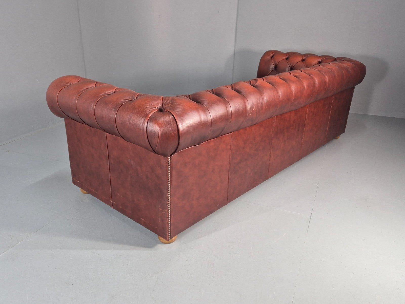 3 Seater Chesterfield Sofa Red Leather Studded Vintage EB11028 VCHE18