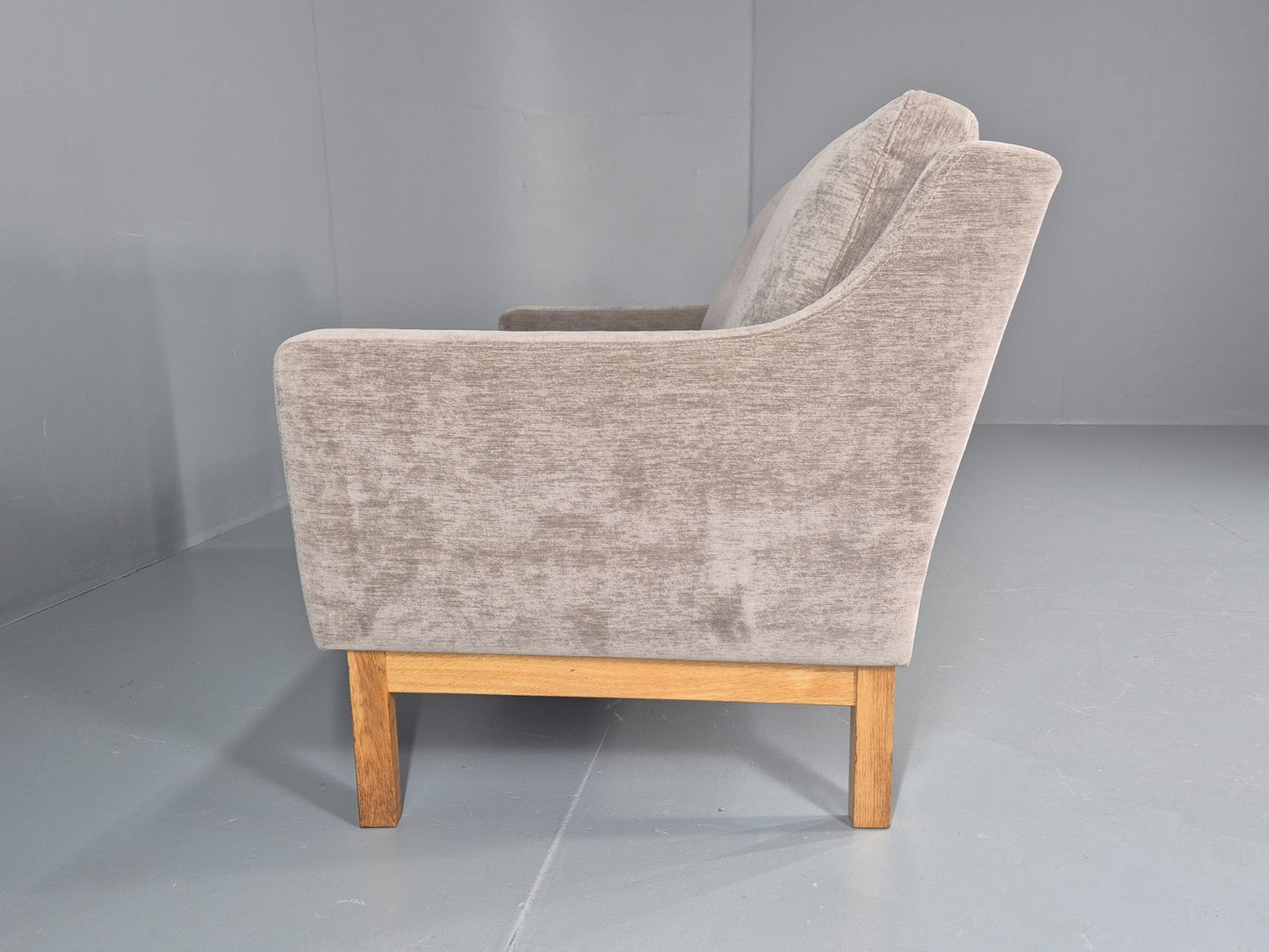 Vintage Mid Century 2 Seat Sofa New upholstery Oak base 1970s Retro EB11822 M2SS17