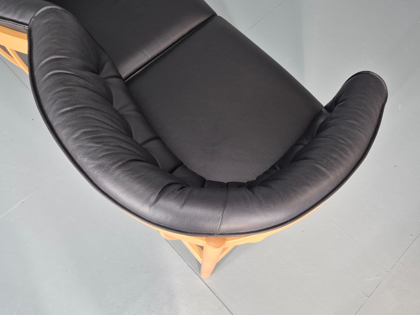 Vintage Two Seater Settee Black Leather Stickback Nielaus Retro MCM EB11407 M2SS13