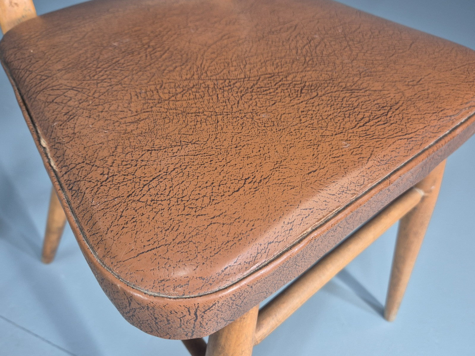 Vintage 1960s Dining Chairs - 3 In Brown Vinyl Beech Frames MCM EB10997 MDIN13