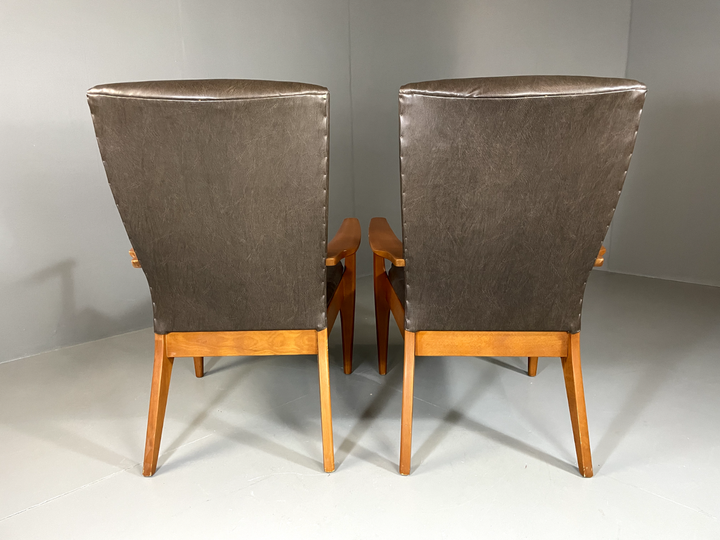 2 Parker Knoll Lounge Chairs Beech Vinyl MCM Retro PK988/1023 EB6264 MNOR10