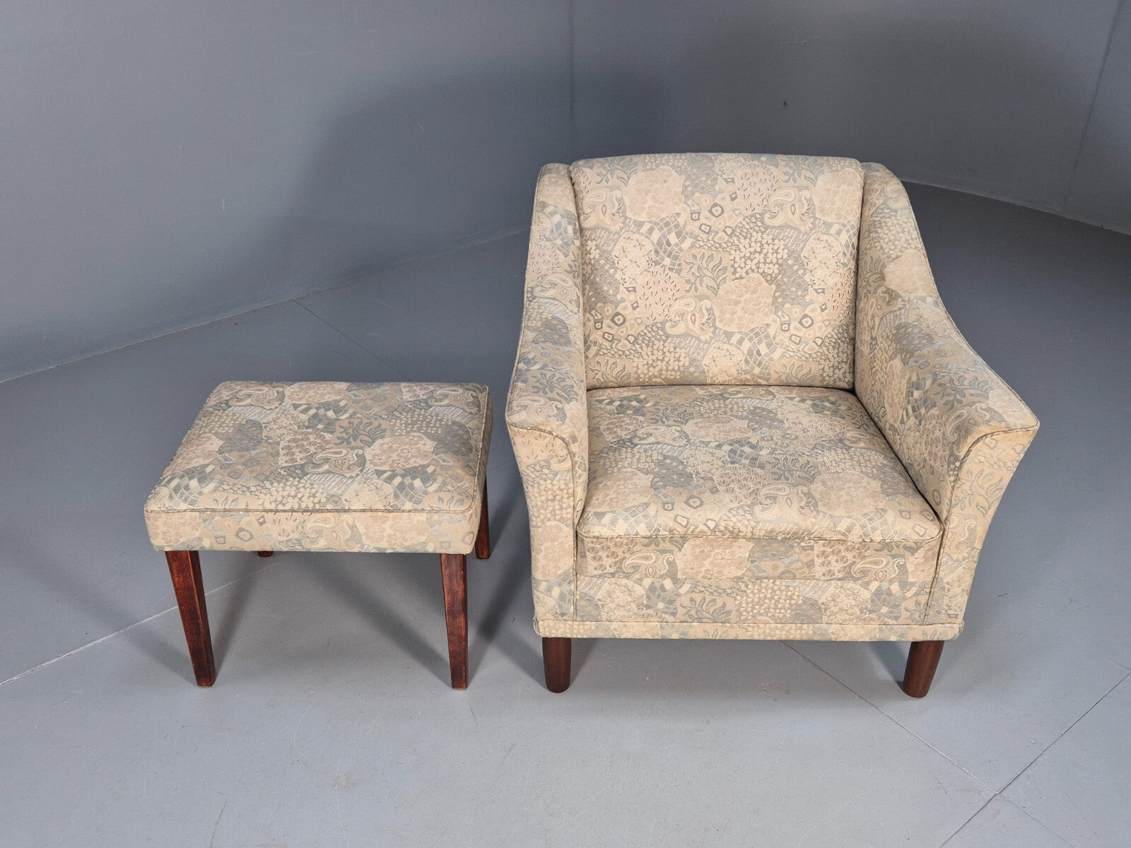 Vintage Danish Lounge Chair with Ottoman Floral Cotton 1980s Retro EB9594 MNOR - UKDK FURNITURE