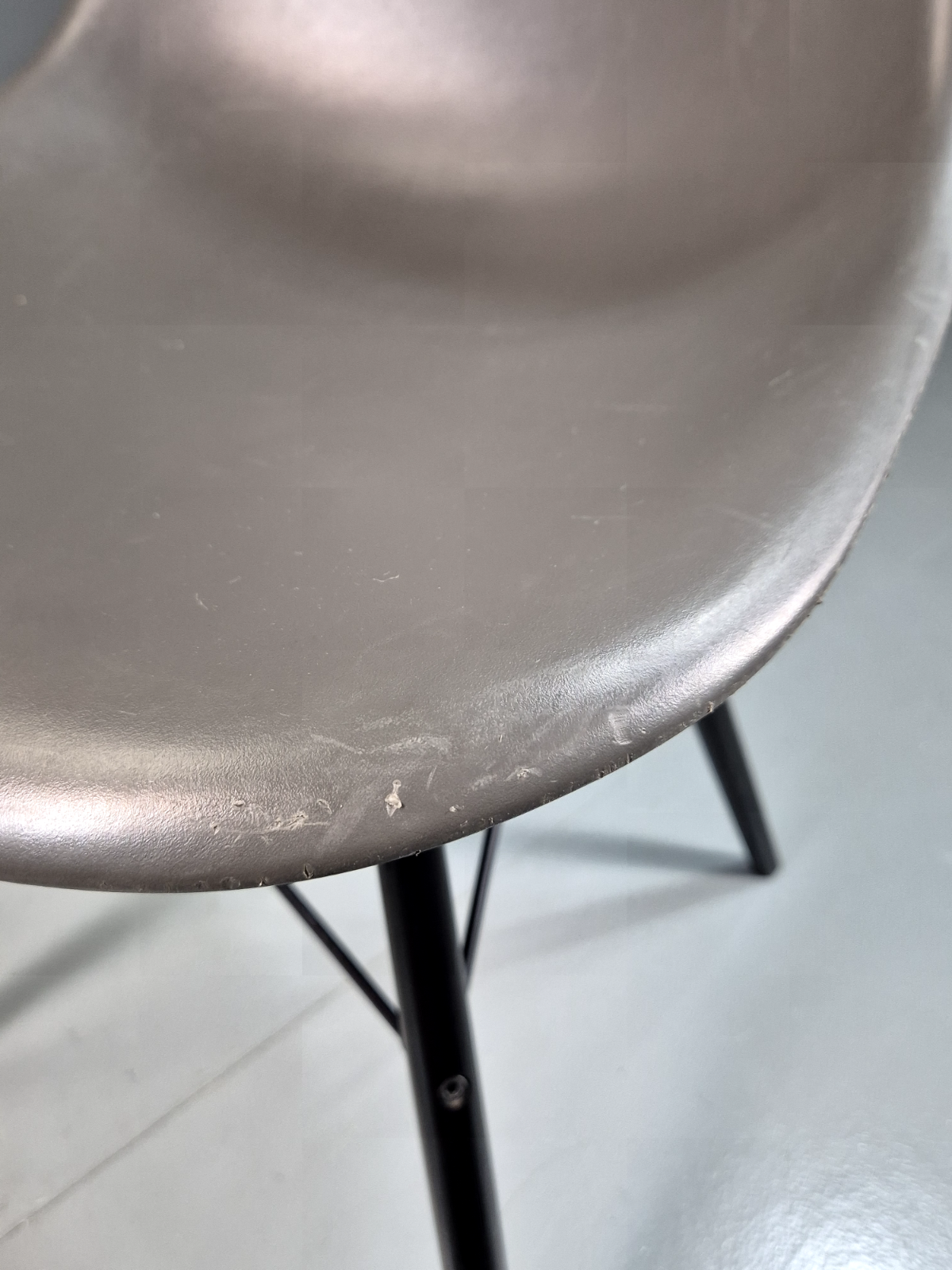 Vintage Vitra Eames Chair DSW Licensed Original MCM EB7373 MDIN11