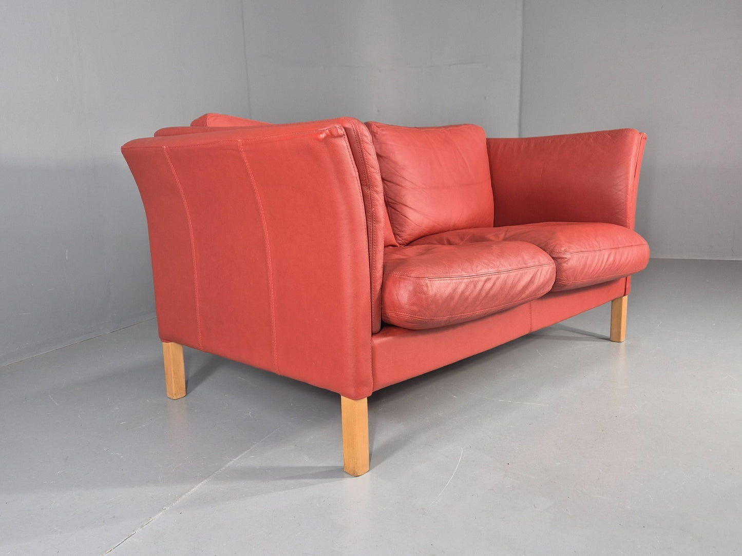 Vintage Danish 2 Seater Danish Skalma Red Leather 1980s Retro MCM EB10512 M2SS5