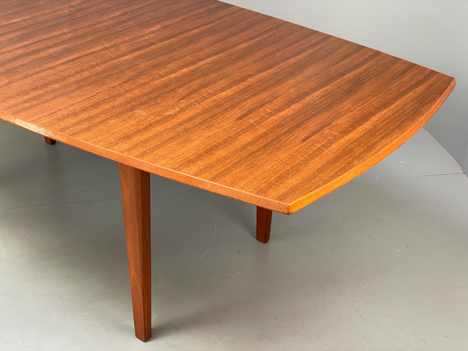 Vintage Gordon Russell Dining Table Extending Walnut & Teak 1960s EB9517 MWOO - UKDK FURNITURE