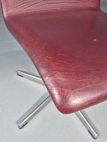 Vintage Fritz Hansen Oxford Chair Arne Jacobsen Design 2004 MCM EB11753 MSWI9