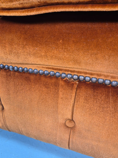 1970s Buttoned Wing Back Lounge Chair Burnt Orange Velour Retro EB10630 MNOR9