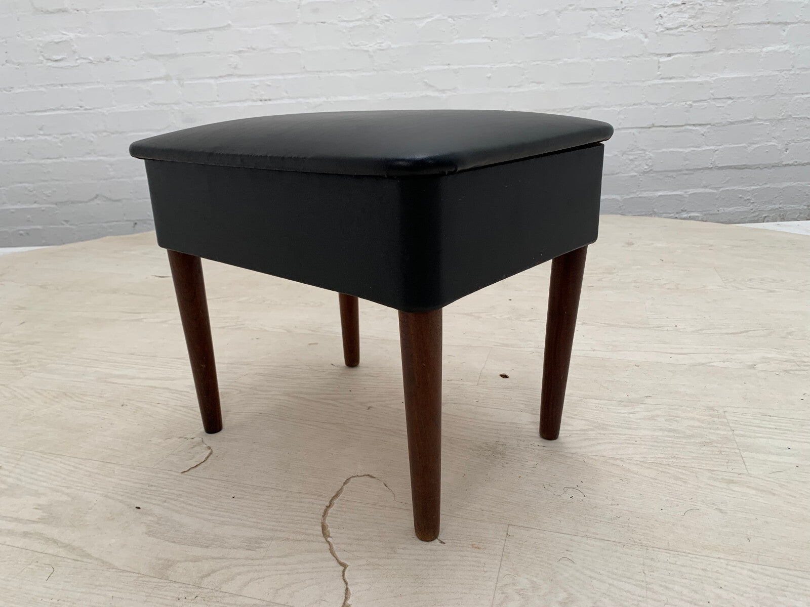 Danish Retro Hobby Box Black Vinyl on Turned Teak Legs Vintage EB3148 MFOO1