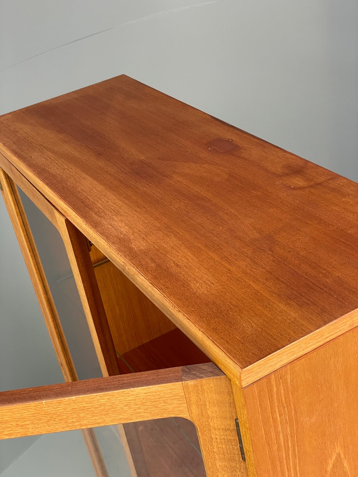 Vintage G Plan Teak Glazed Bookcase Retro 1970s Shelving EB10002 MWOO - UKDK FURNITURE