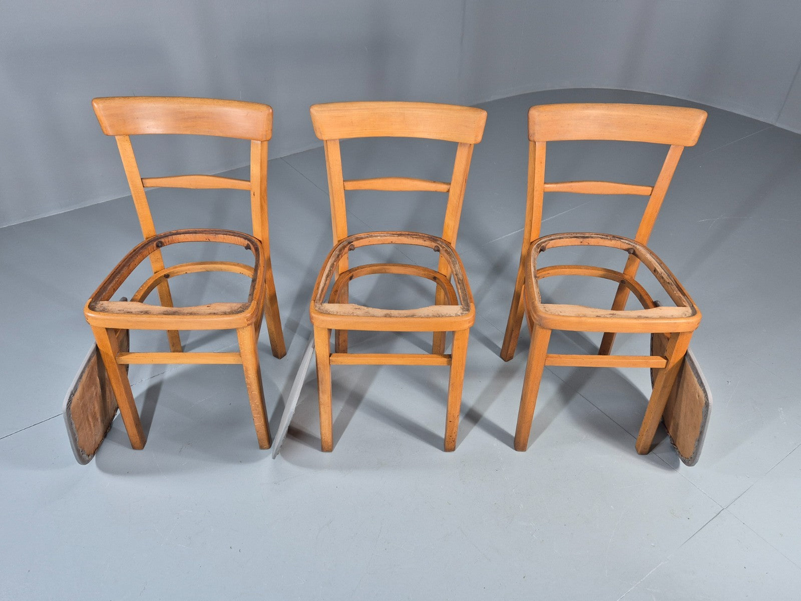 3 1960s Kitchen Chairs Beech Frame Grey Vinyl Seats Retro EB11475 MDIN5