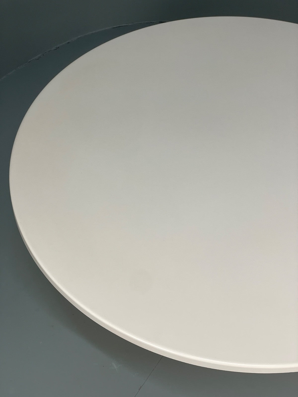 Vintage Round Coffee Table White Fibreglass 1970s Tulip Style EB11237 MWOO5