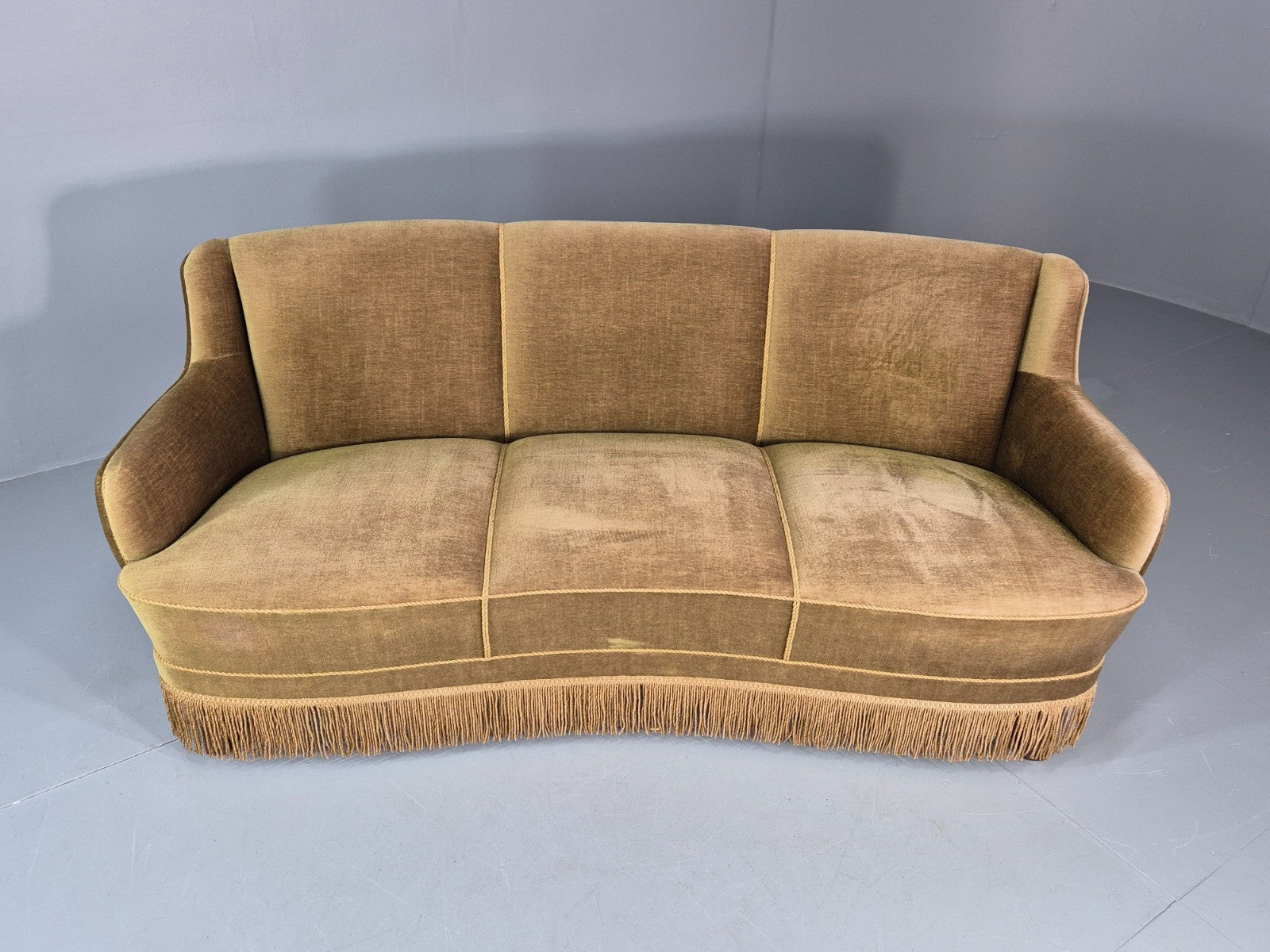 Vintage Danish  Banana Sofa Green Velour Tassels 1960s Retro MCM  EB10802 V3SS4