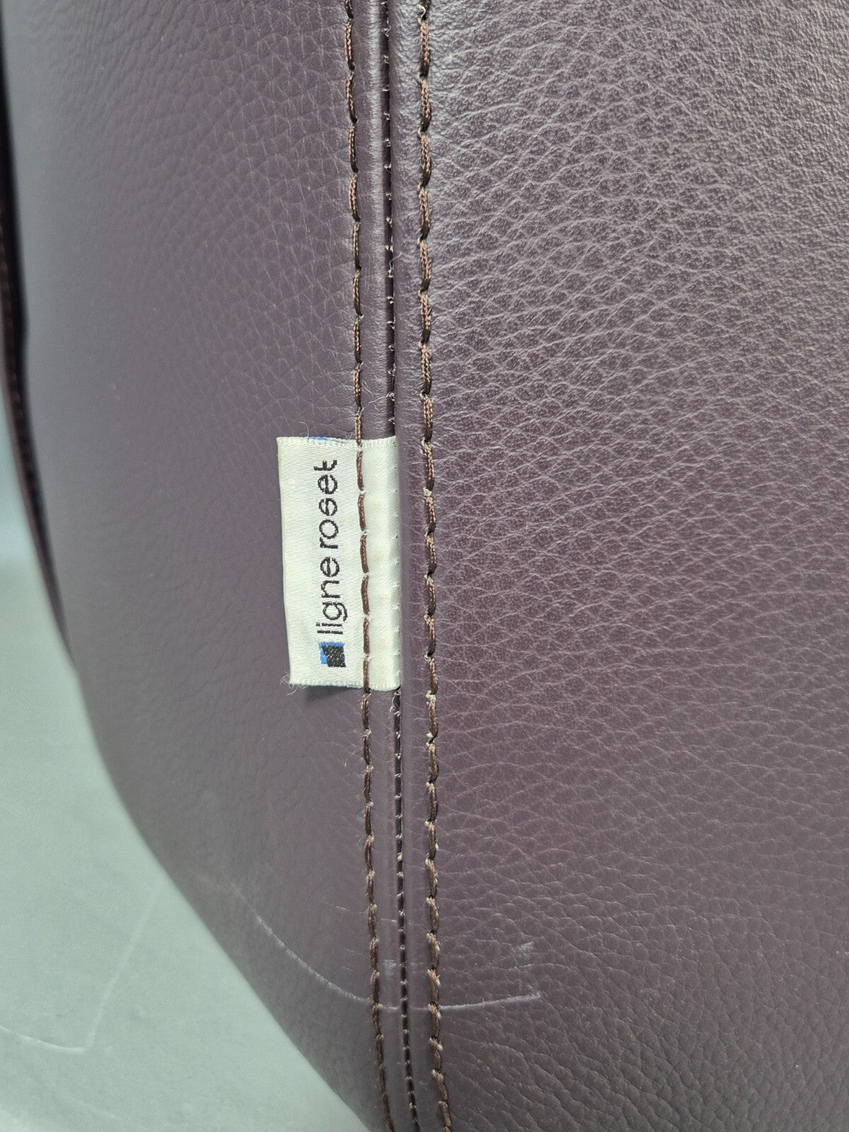 A Vintage Ligne Roset Jonathan Burgundy Leather Club Chair EB9458 MNOR - UKDK FURNITURE
