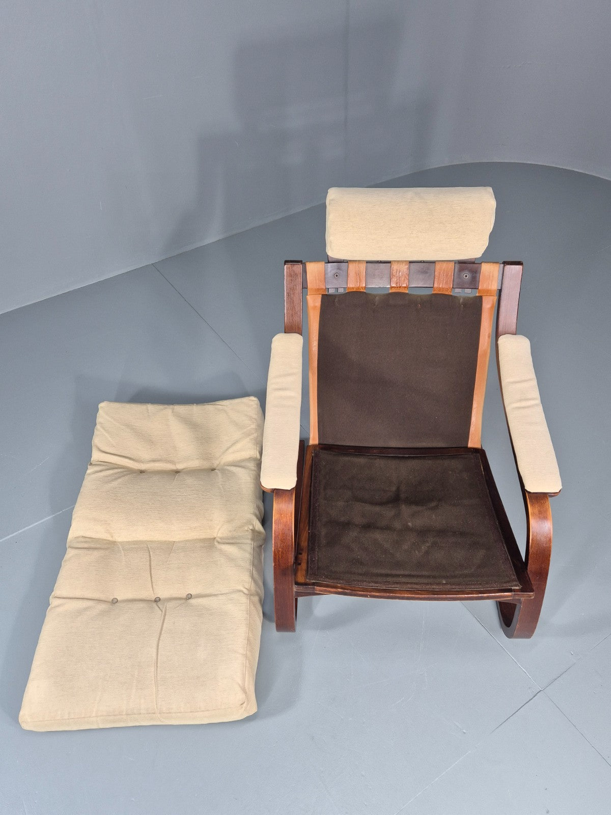 Vintage Danish Bentwood Lounge Chair Cantilever Design 1970s Retro EB11329 MBEN14