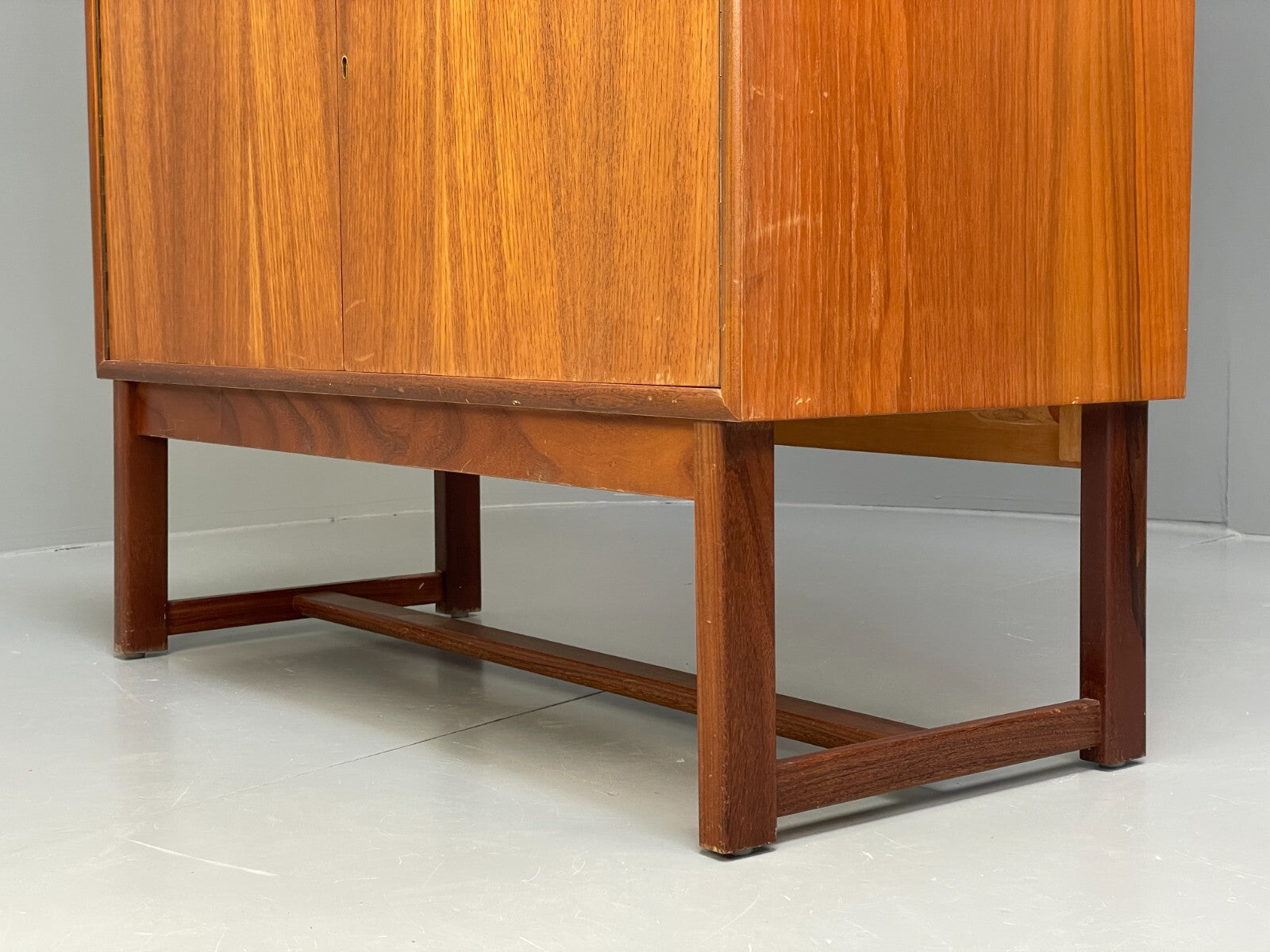 Vintage 1960s Teak Wall Unit By Tunridge Furniture Mid Century EB9528 MWOO - UKDK FURNITURE