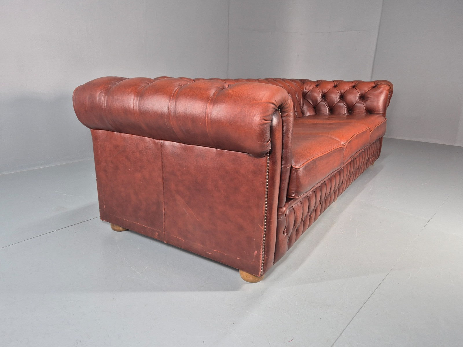 3 Seater Chesterfield Sofa Red Leather Studded Vintage EB10925 VCHE14