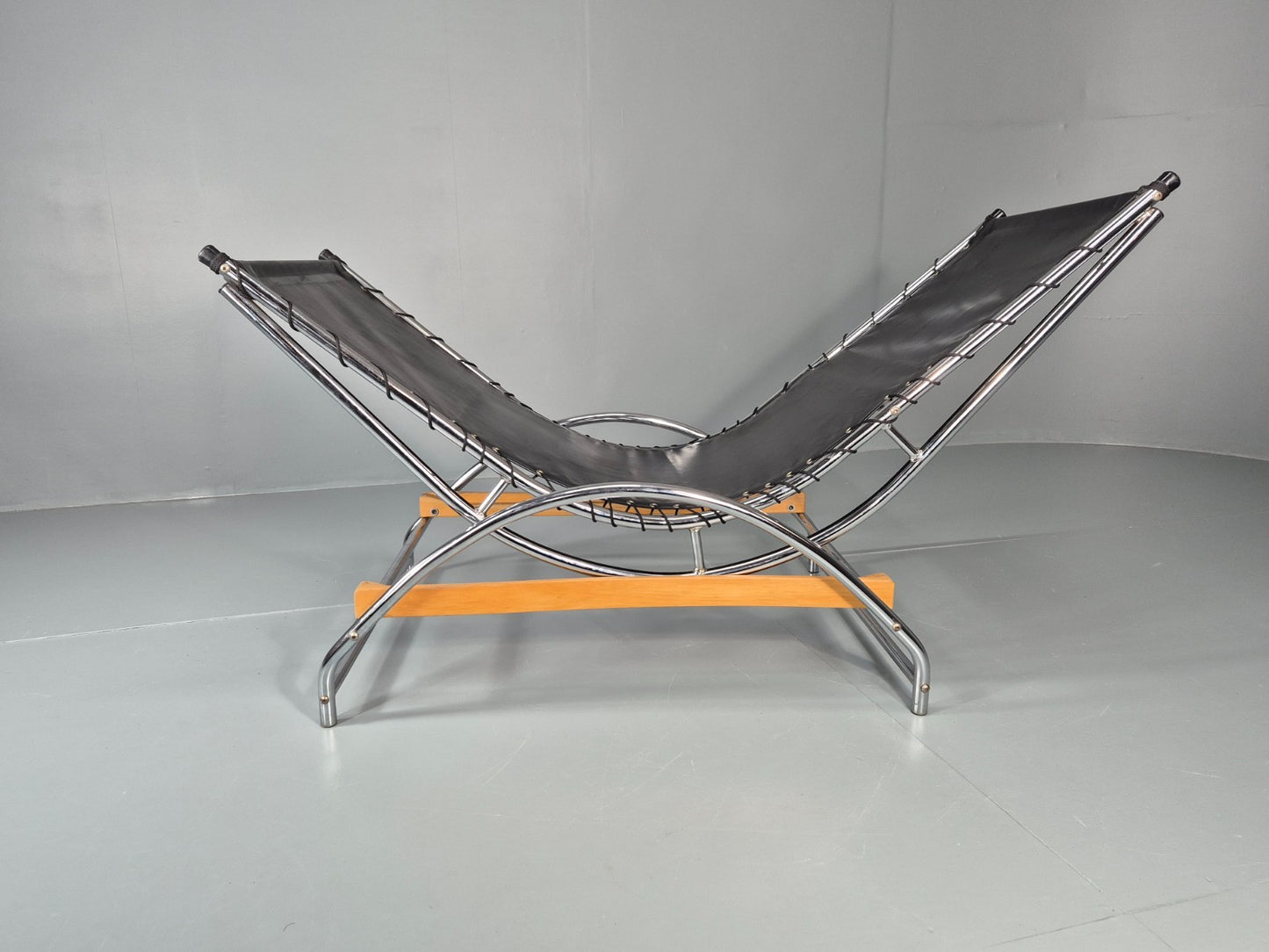 Vintage Bauhaus Style Chaise Longue Ahlberg for Swecco 1980s Retro  EB11112 M4SS1