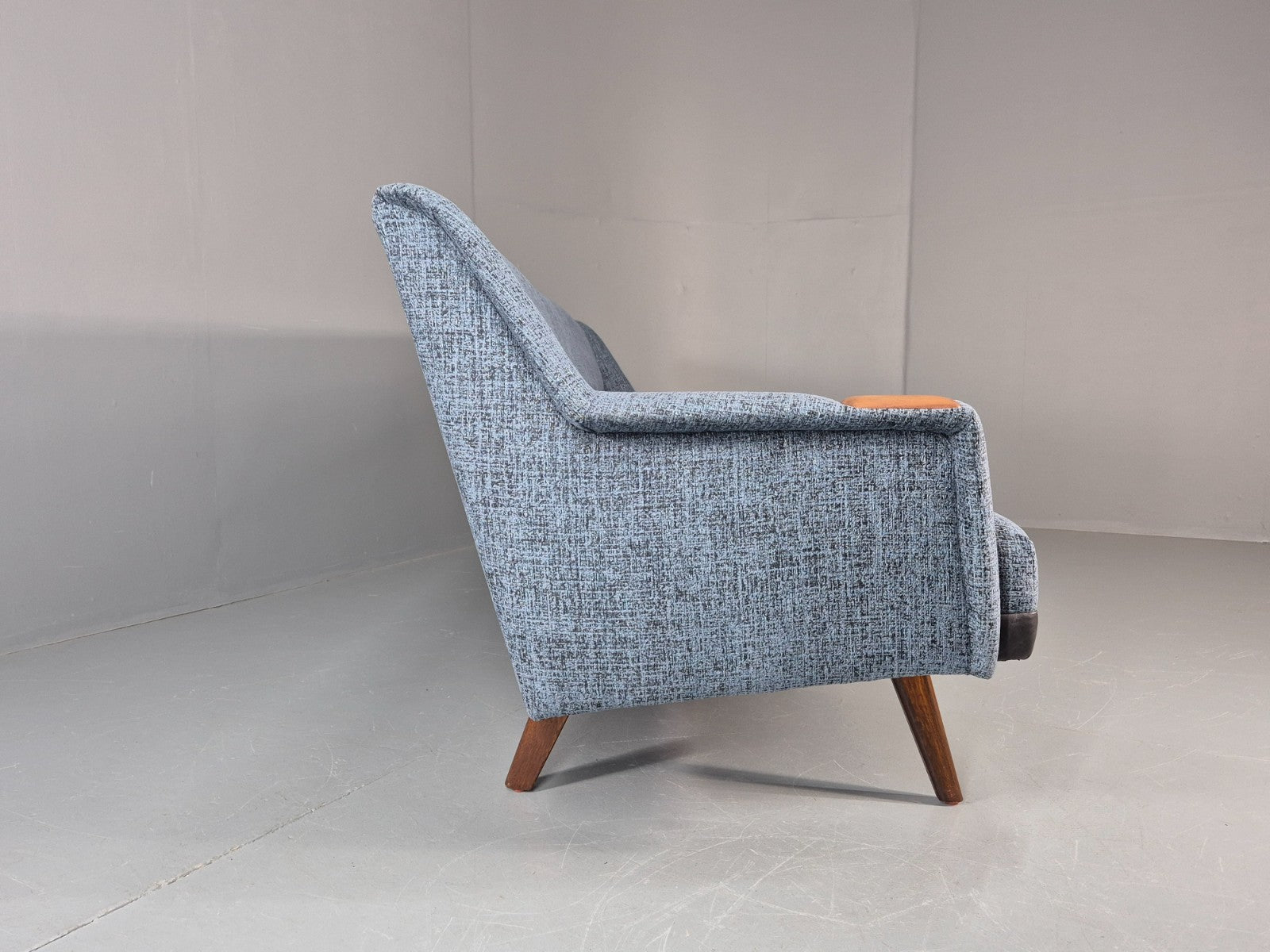 Mid Century Four Seater Settee New Upholstery Teak Paws 60s Danish EB11270 M4SS10