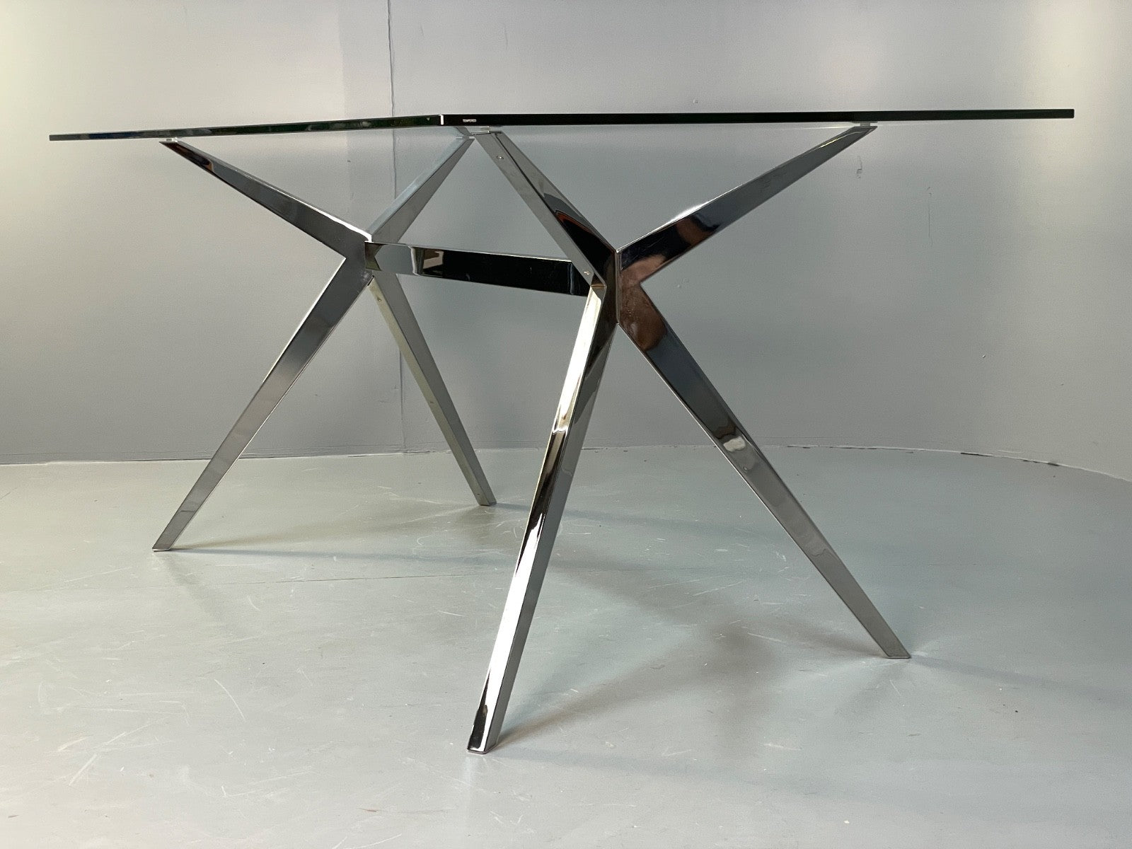 Glass & Chrome Dining Table By Calligaris Modern Minimal Design EB10357 MWOO8