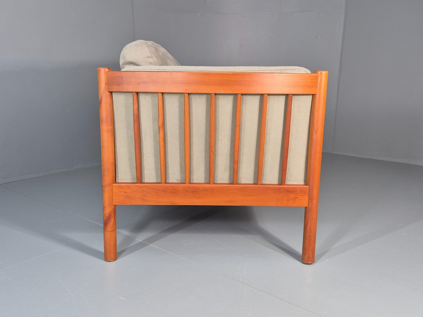 Vintage 2 Seat Settee Mid Century Danish Design Beech Wood Frame EB10508 M2SS9