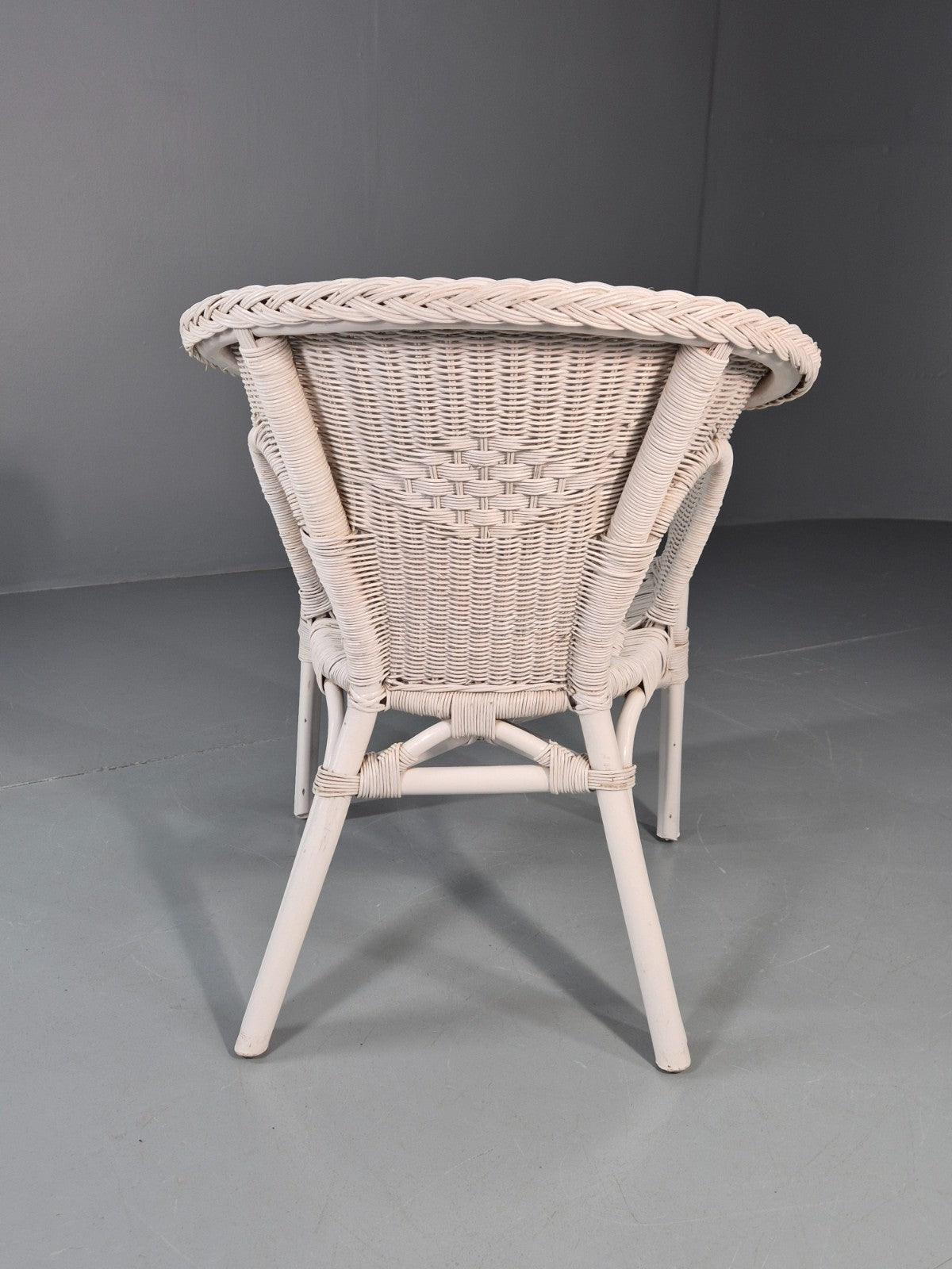 Vintage Rattan Lounge Chair White Painted 1970s Retro EB11219 VBER9