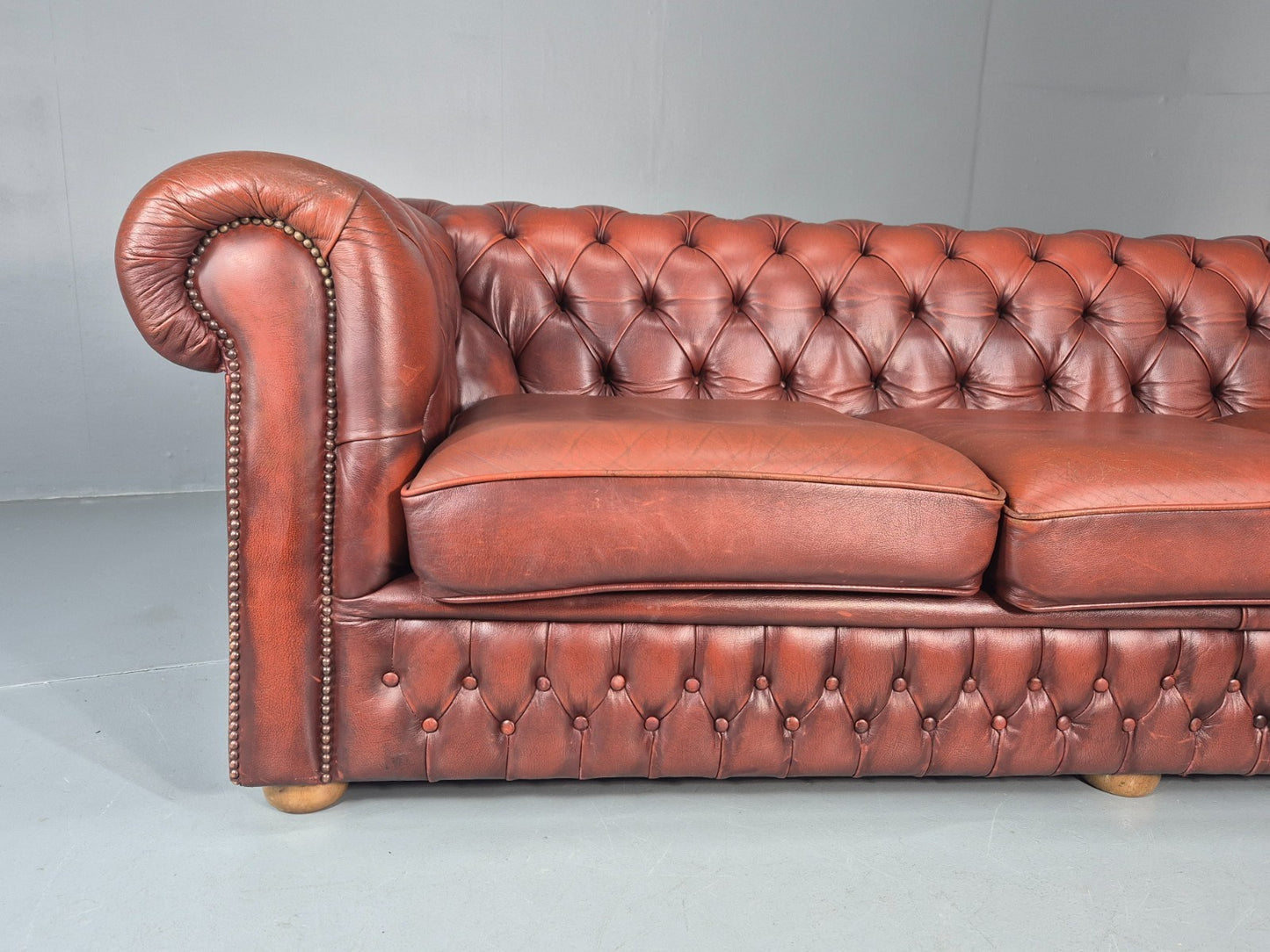 3 Seater Chesterfield Sofa Red Leather Studded Vintage EB11022 VCHE2