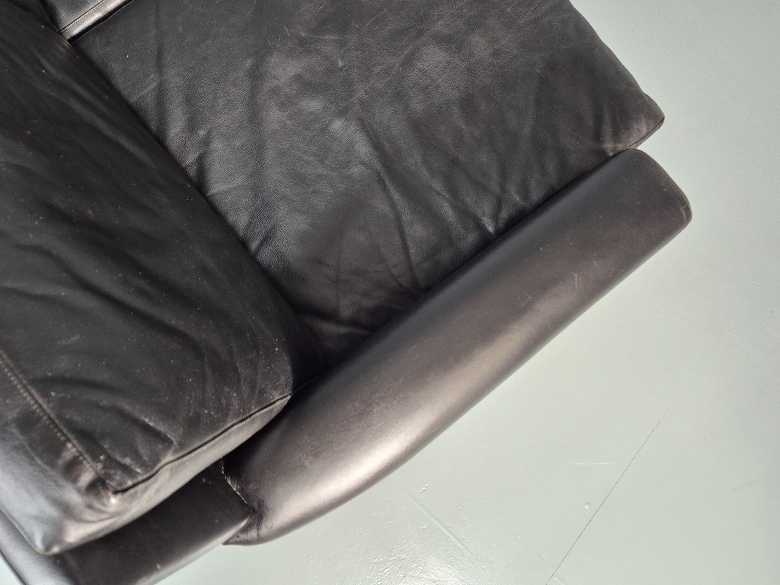 Vintage 1960s Two Seater Leather Sofa Retro Mid Century Danish EB11379 M2SS15