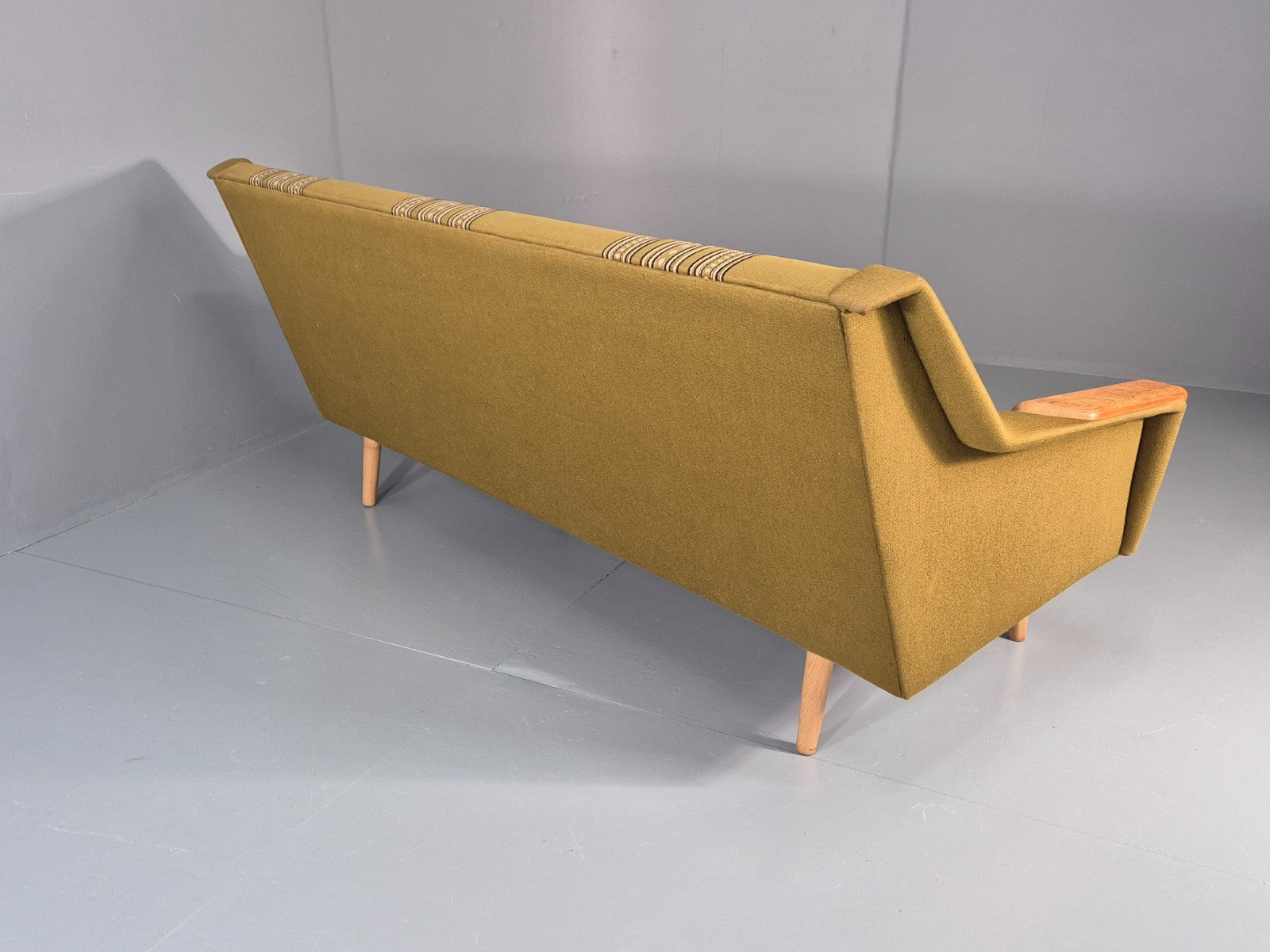 Vintage Three Seater Settee Danish Wool Oak Details 1970s Retro EB11359 M3SS13