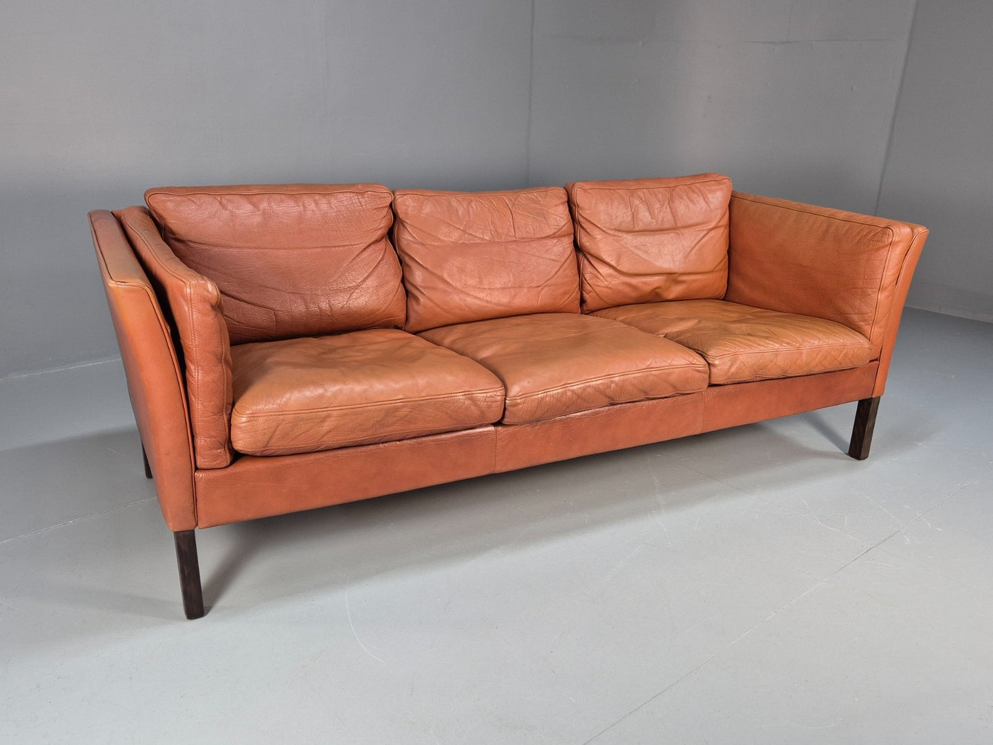 Retro Tan Leather Three Seater Sofa Vintage Danish Mid Century 1970 EB10078 M3SS0