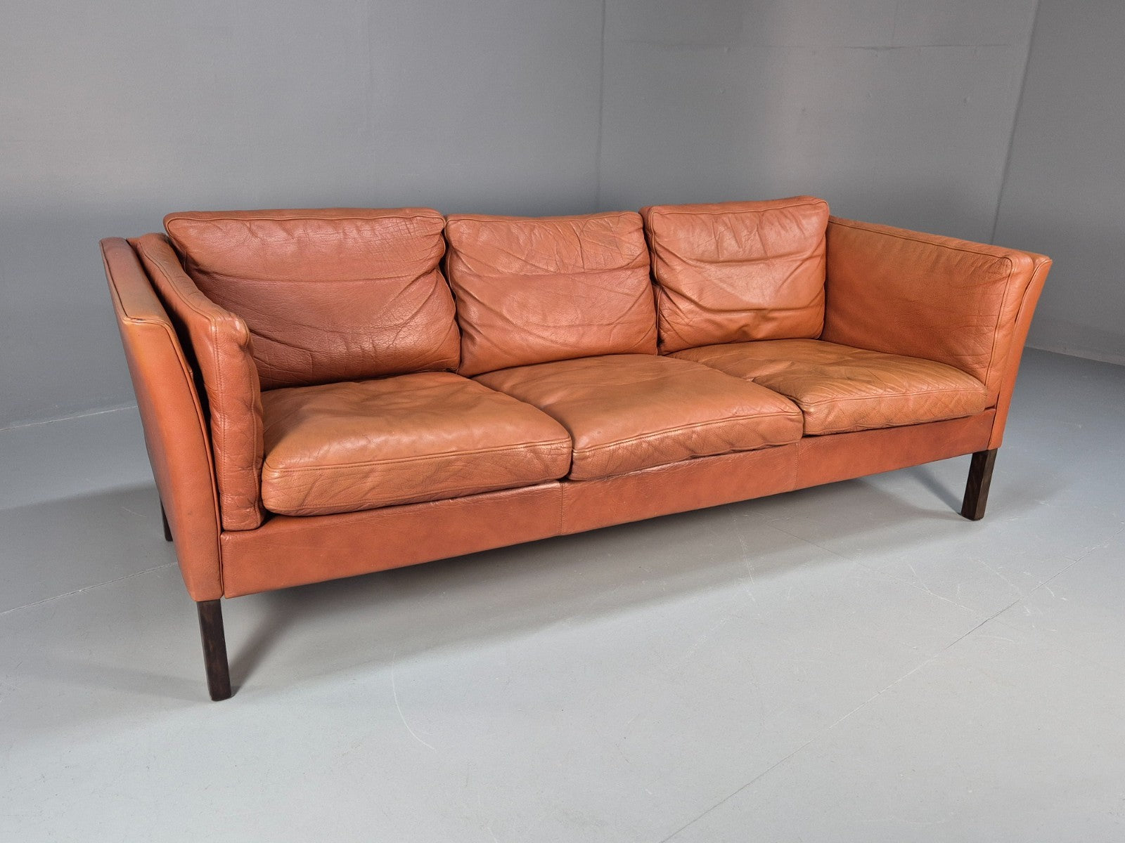 Retro Tan Leather Three Seater Sofa Vintage Danish Mid Century 1970 EB10078 M3SS0