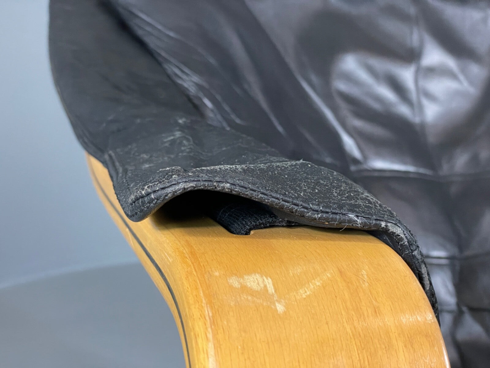 Vintage Danish Lounge Chair Black Leather Skippers Apollo Chair EB6121 MBEN17