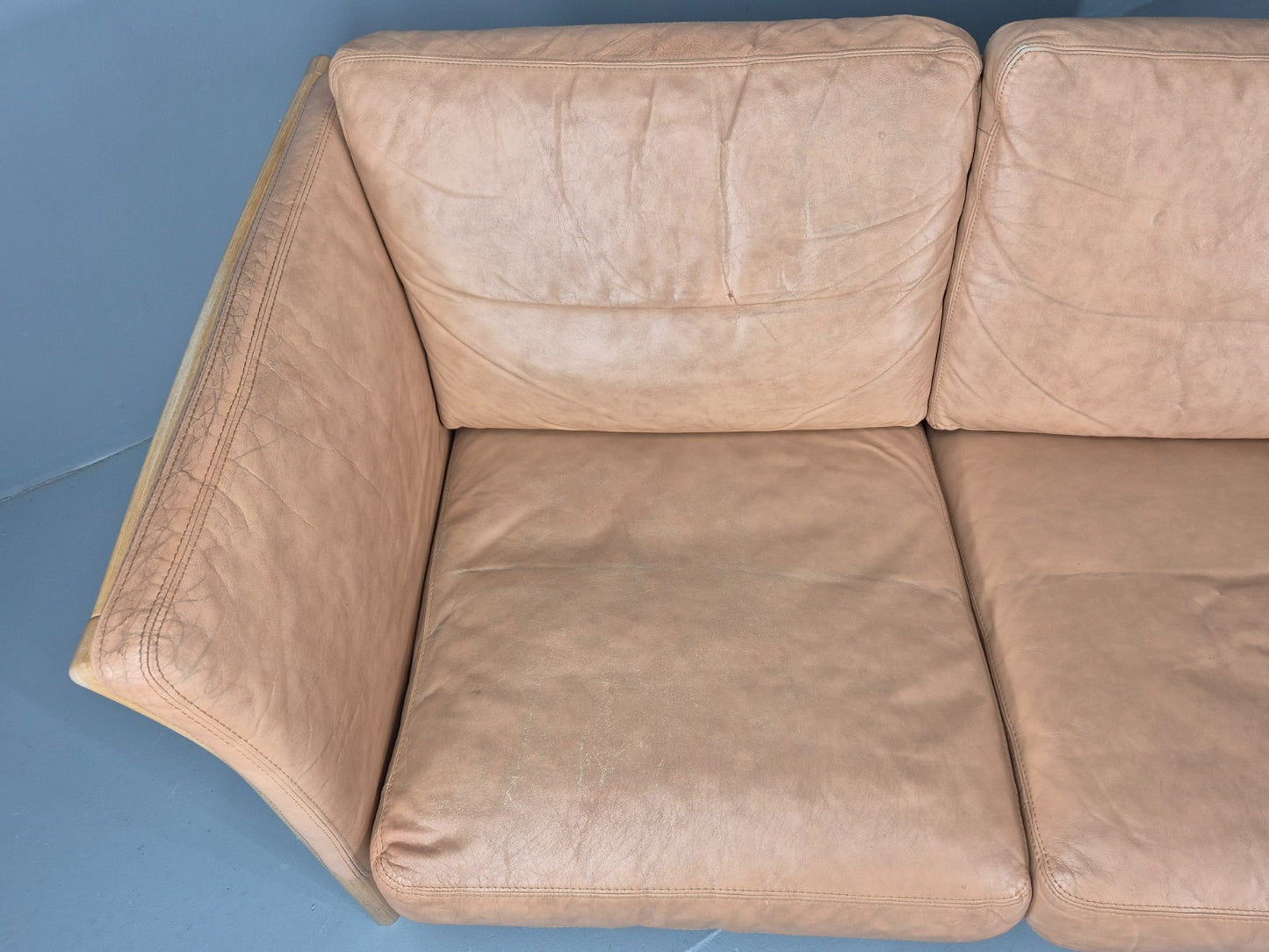 Vintage 3 Seater Sofa Danish Light Tan Leather Beech Skalma  Retro EB11914 M3SS7