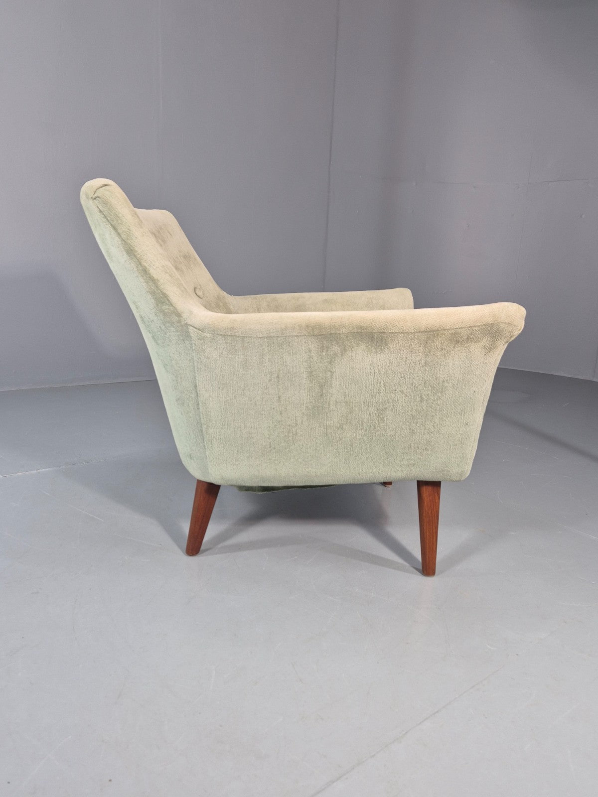 Mid Century Scandinavian Lounge Chair 1960s Retro Green  EB11090 MNOR9