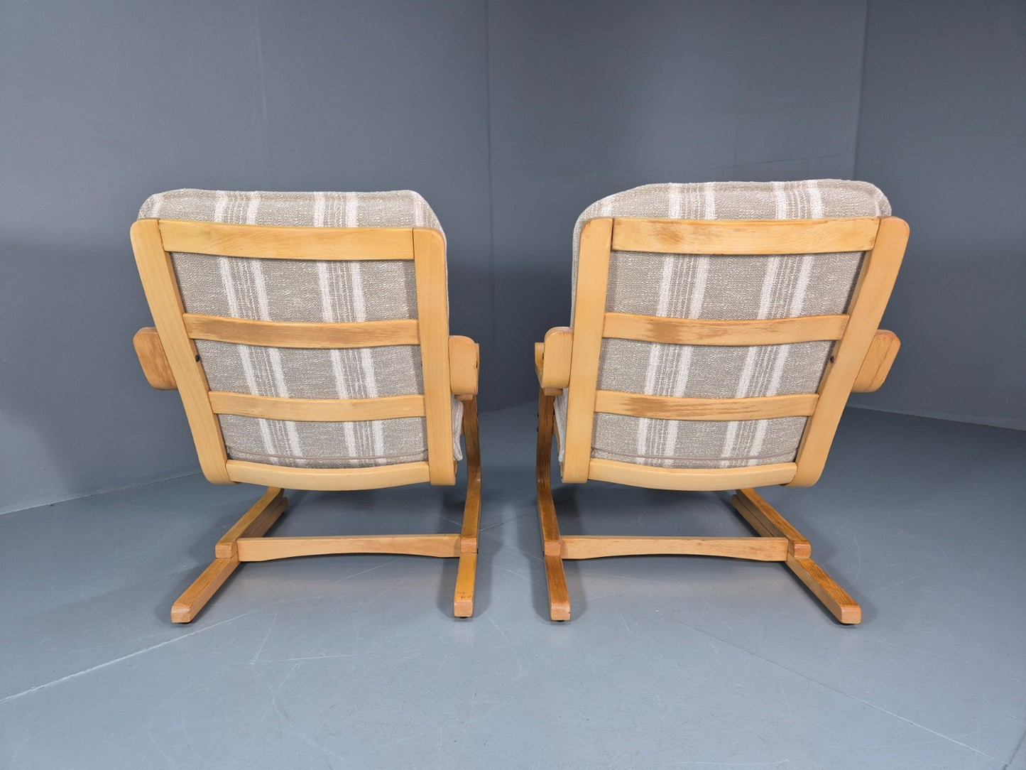 2 Mid Century Lounge Chairs New Upholstery Bentwood Vintage Danish EB10317 MBEN9