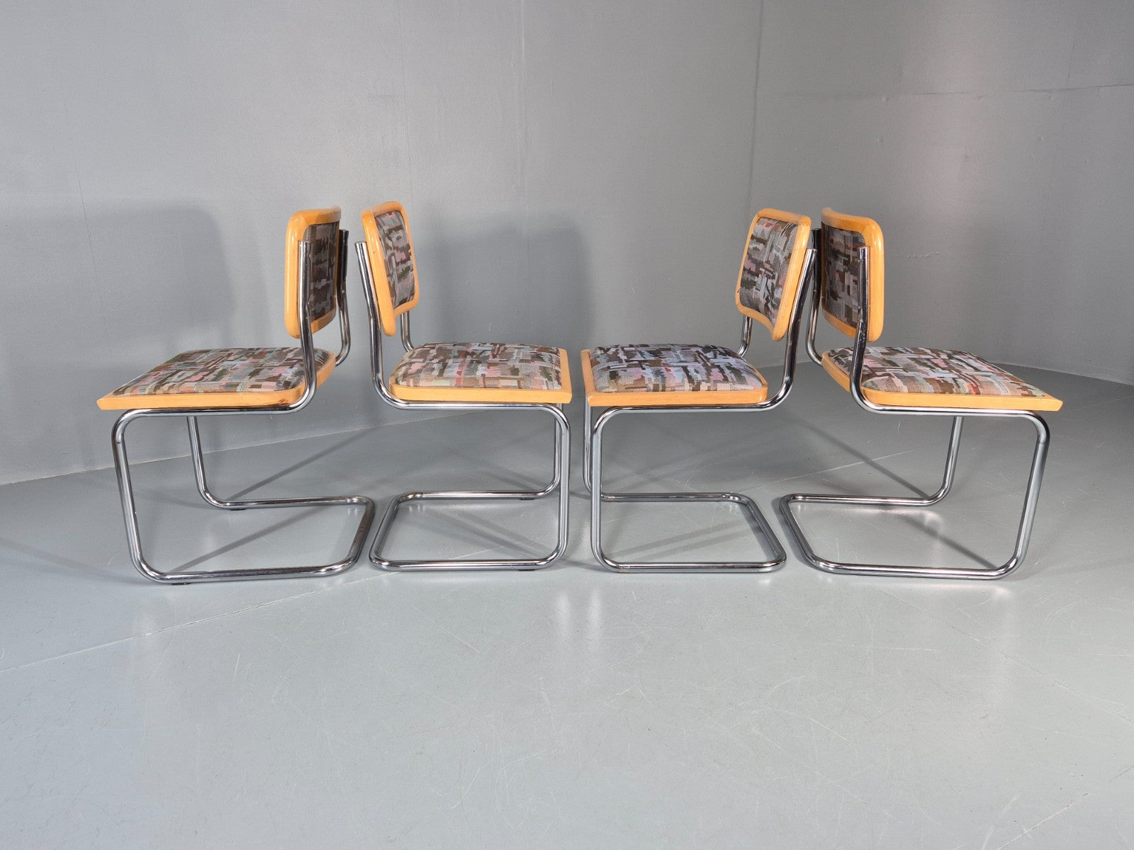4 Cesca Dining Chairs Marcel Breuer Bauhaus Classic 1980s Retro EB11210 VDIN8