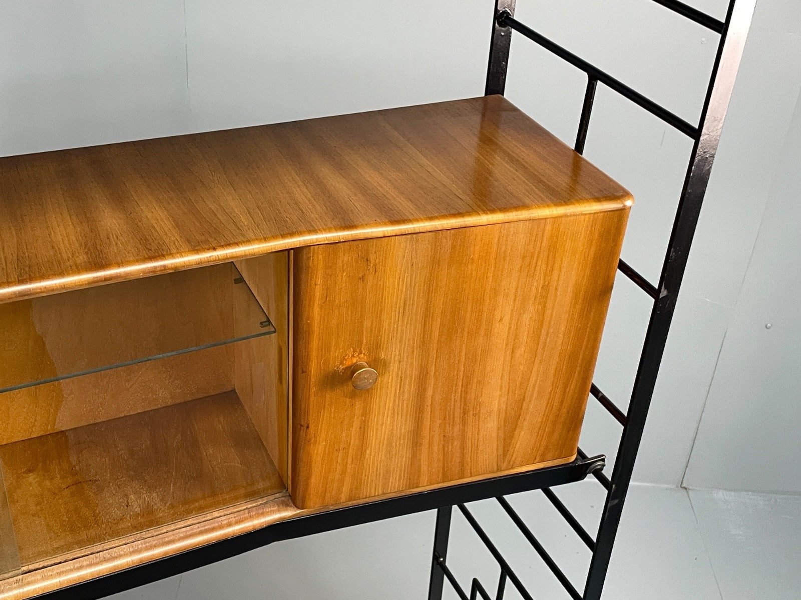 Vintage Modular Shelving Unit Walnut Cabinet Ladderax Style Black EB11043 MWOO6