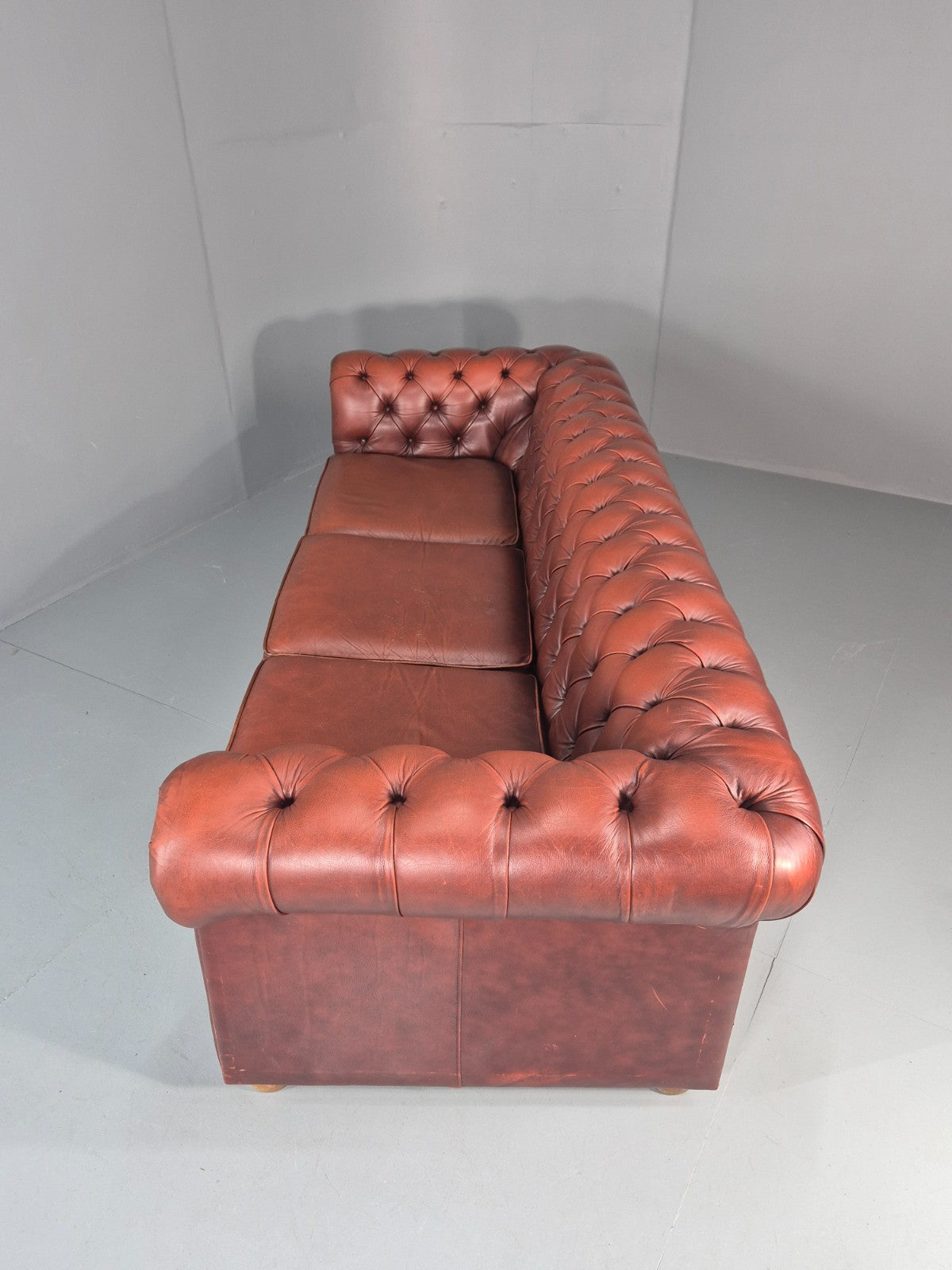 3 Seater Chesterfield Sofa Red Leather Studded Vintage EB11021 VCHE23