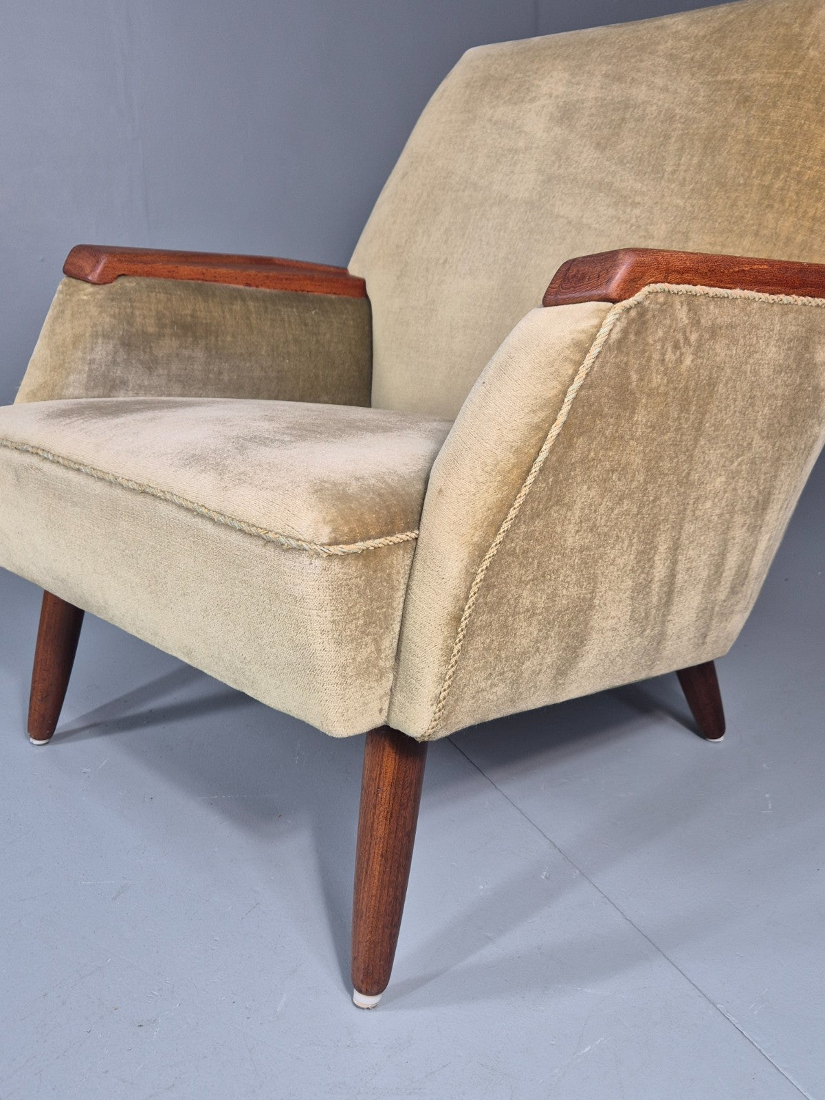 Vintage Mid Century Lounge Chair 1960s Green Velour Teak Detail EB11296 MNOR18