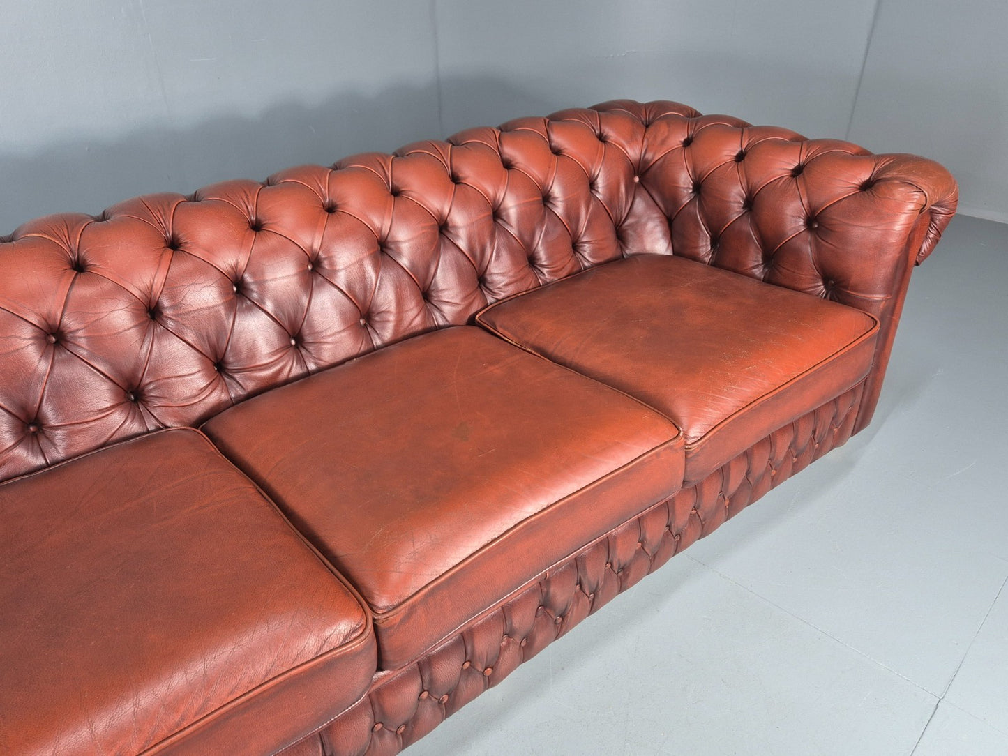 3 Seater Chesterfield Sofa Red Leather Studded Vintage EB10925 VCHE3