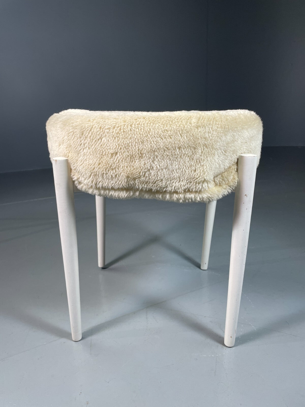 Vintage Footstool White Fun Fur Upholstery Retro Mid Century 1960s EB6561 MFOO2