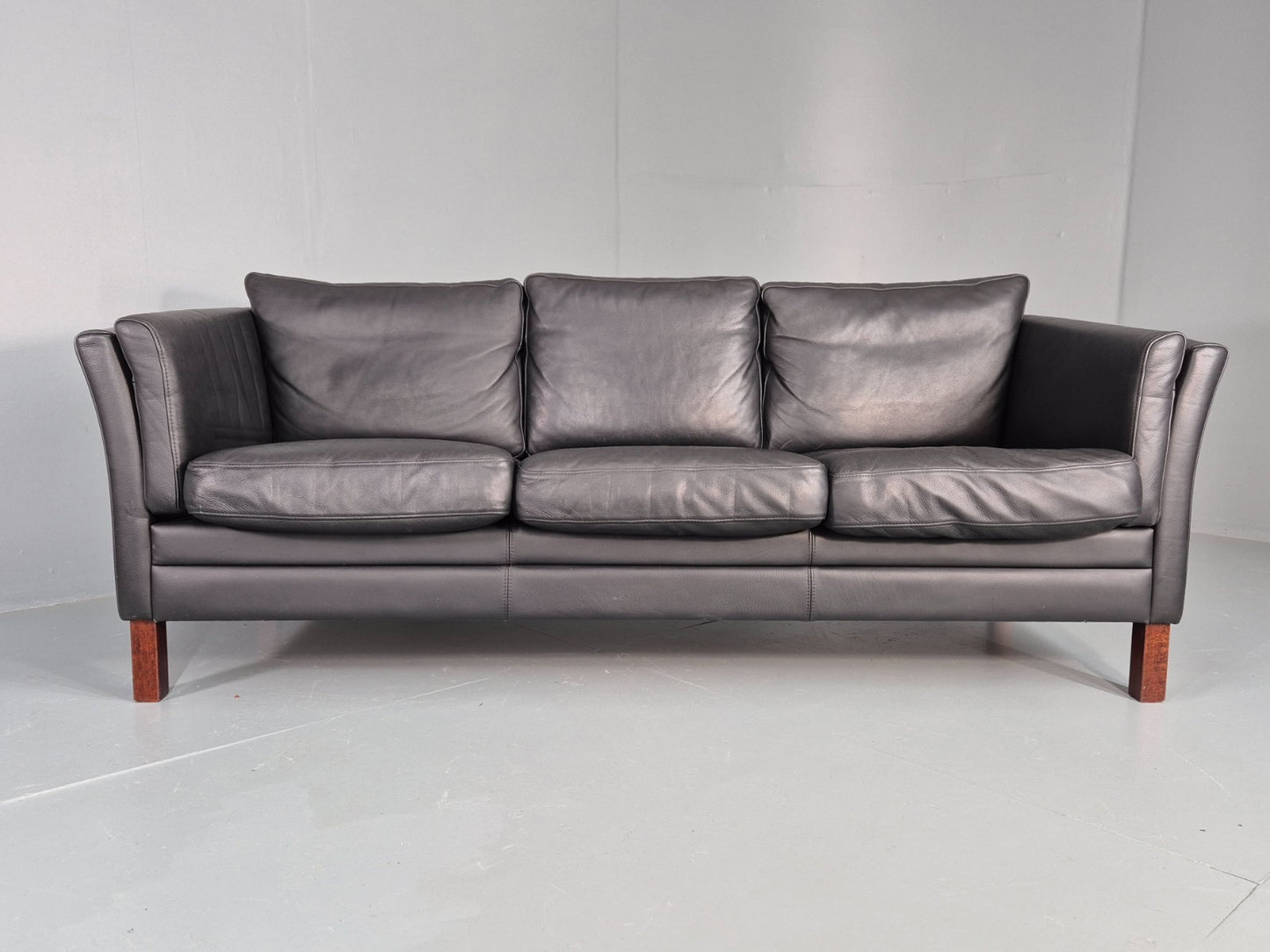 Vintage 3 Seat Sofa Danish Black Leather Mid Century Retro Design EB10481 M3SS4