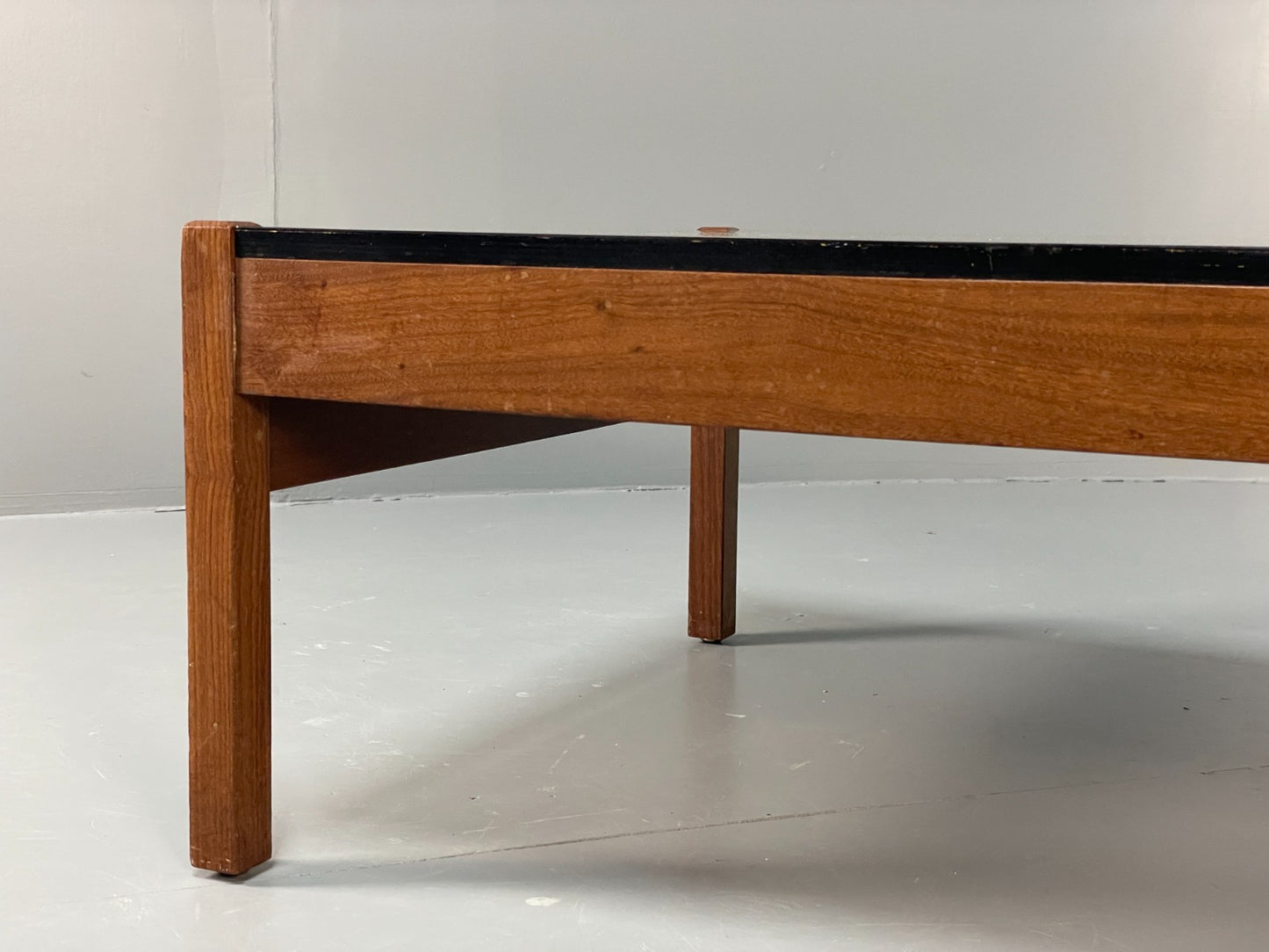 Vintage Teak Coffee Table - Guy Rogers 1960s Black Laminate Top  EB10955 MWOO16