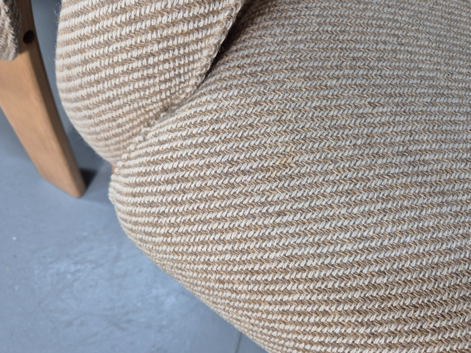Bentwood Lounge Chairs Pair Oatmeal Fabric Beech Wood Danish Design EB9251 MBEN - UKDK FURNITURE