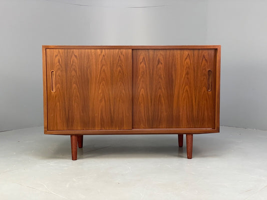Vintage Danish Compact Sideboard By Hundevad Shelving Retro 1970s EB9442 MWOO - UKDK FURNITURE