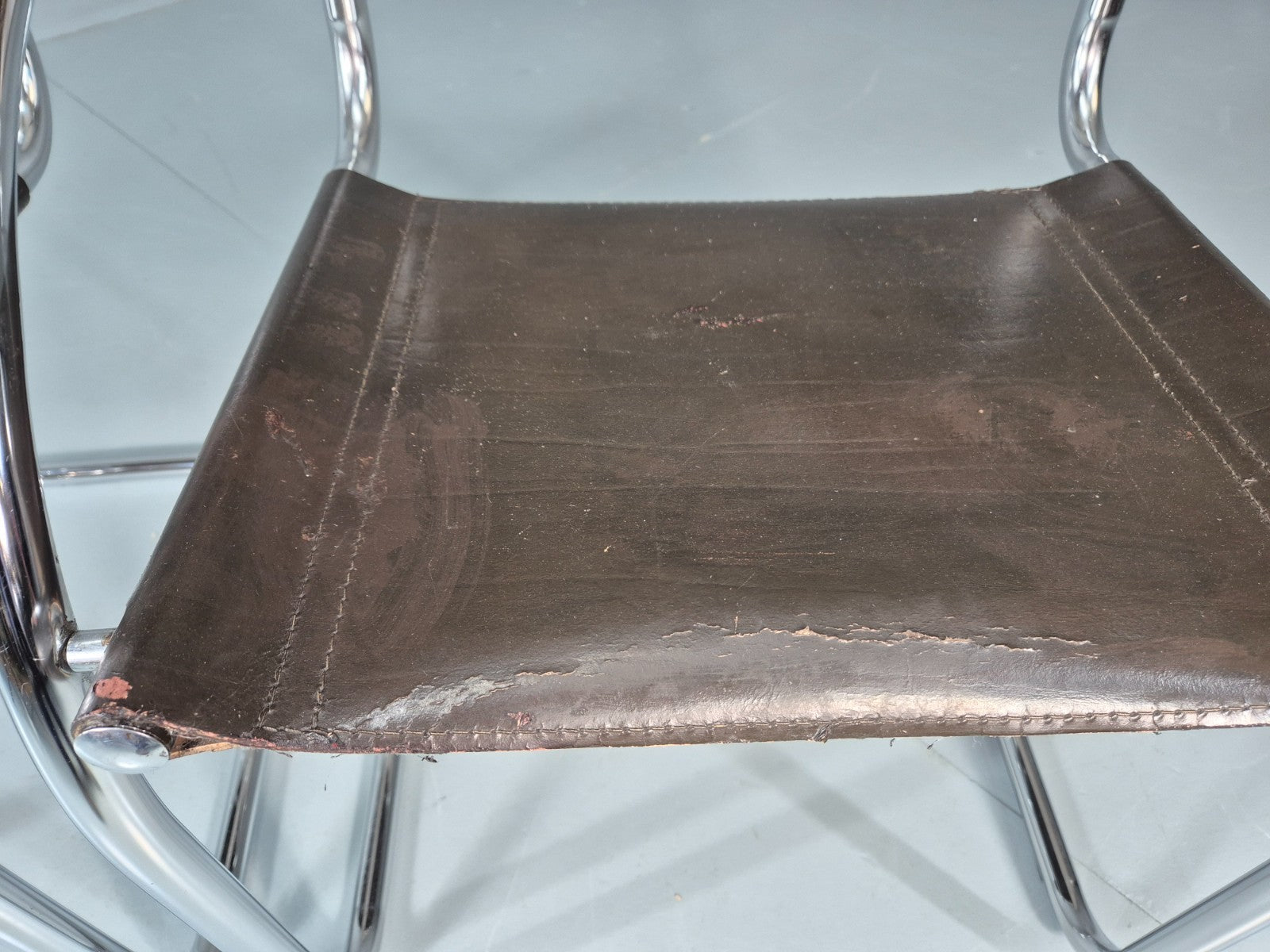 2 Bauhaus Style 1980s Chairs Leather and Chrome Retro Art Deco EB10980 MNOR5