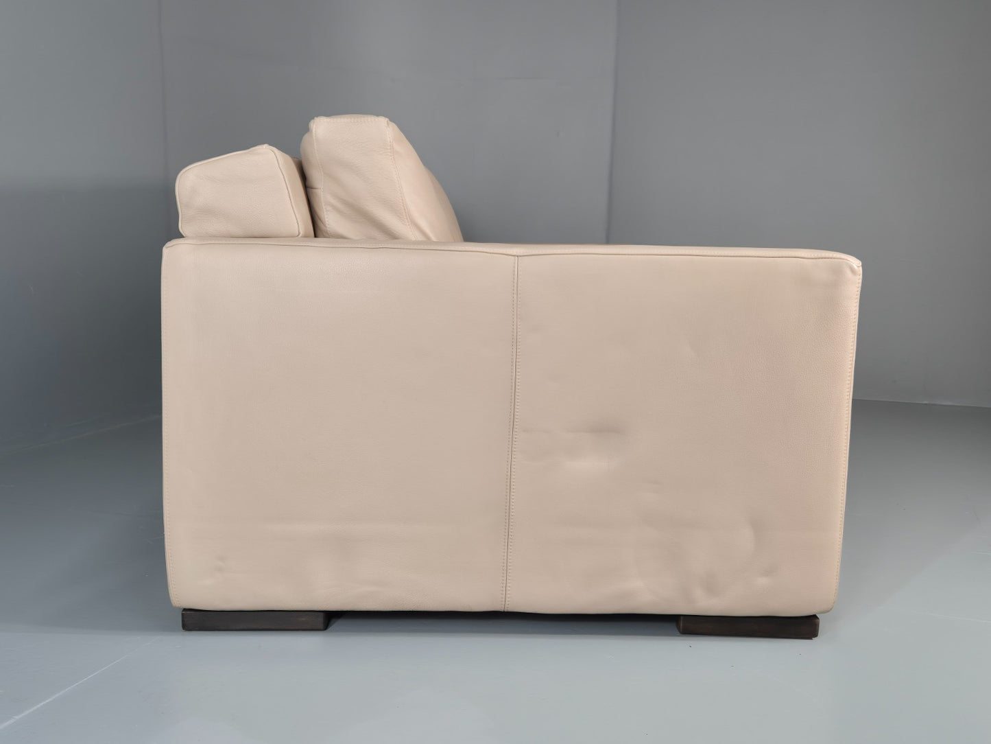 Vintage Natuzzi 2 Seat Sofa Cream Leather Modern Design EB11650 M2SS9